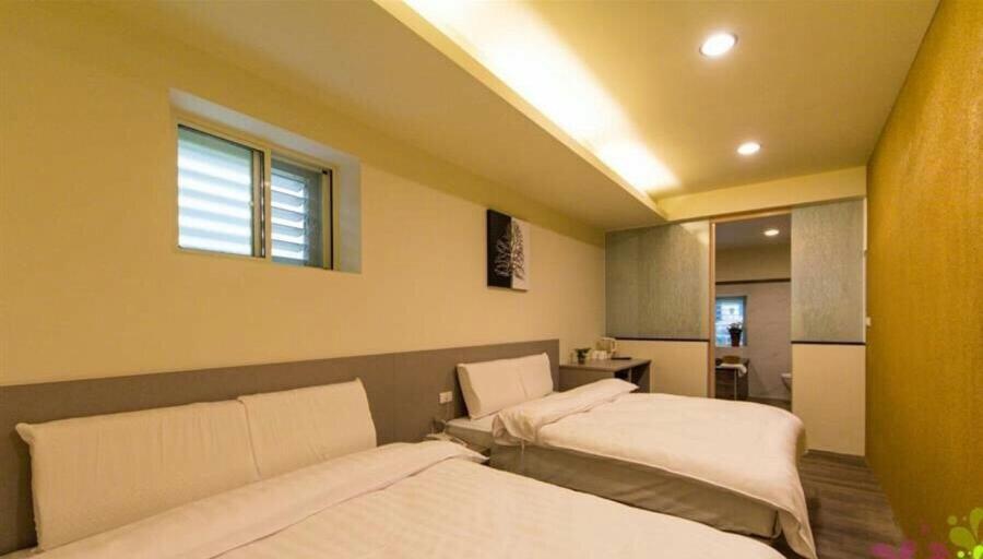 Yy Elleys Home Цзяоси Экстерьер фото