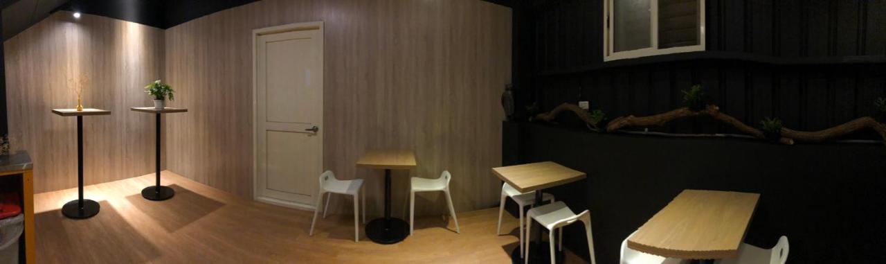Yy Elleys Home Цзяоси Экстерьер фото